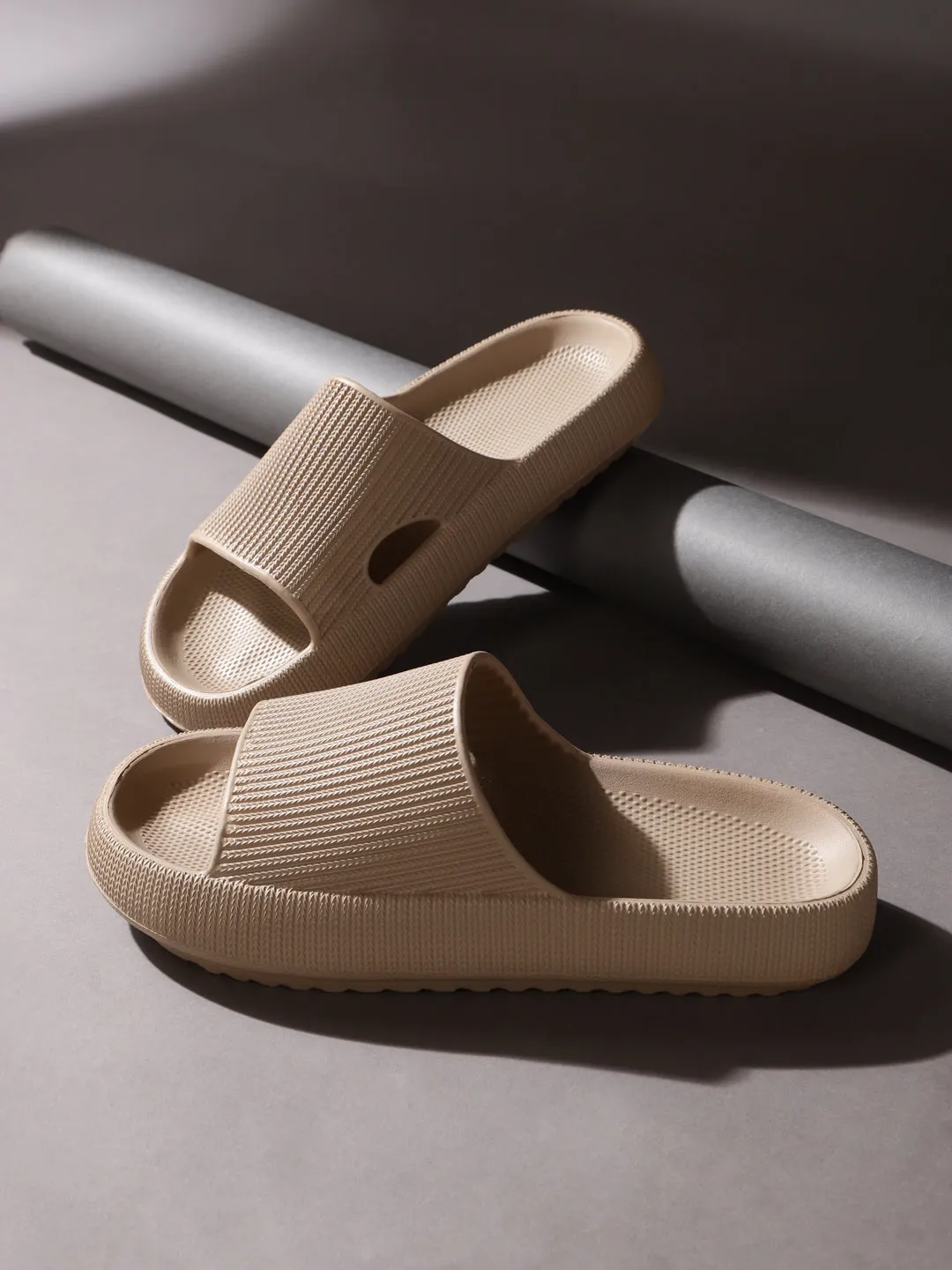 Beige PU Schlupf-Slipper (TC-RS3265-BEIG)