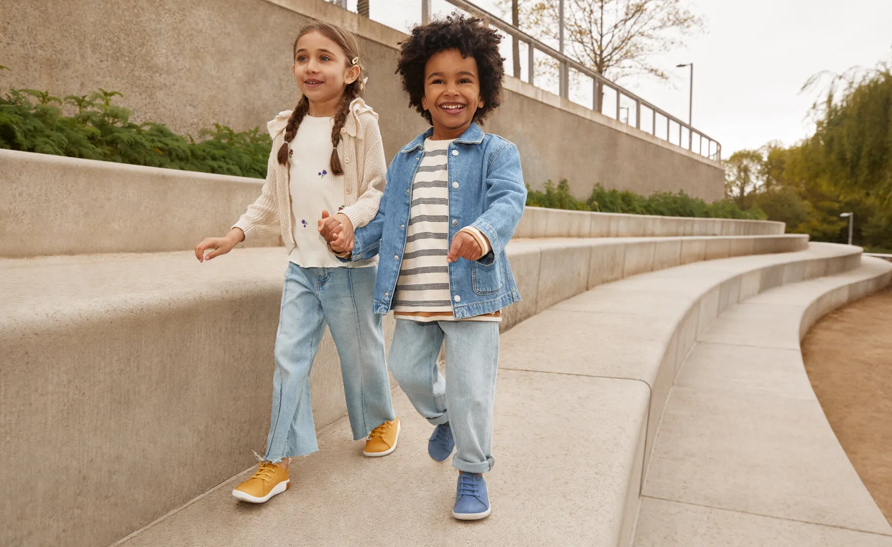 KNX Ledersneaker für größere Kinder  |  Narzisse/Sternenweiß