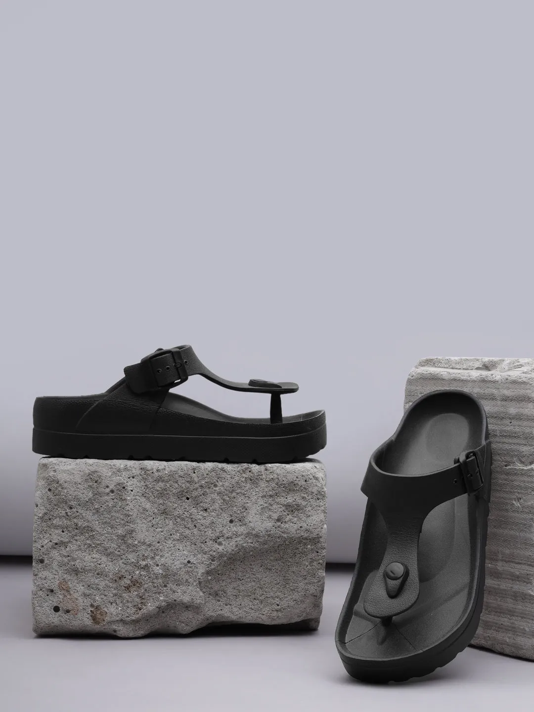 Schwarze PU-Slip-On-Flats (TC-RS3480-BLK)