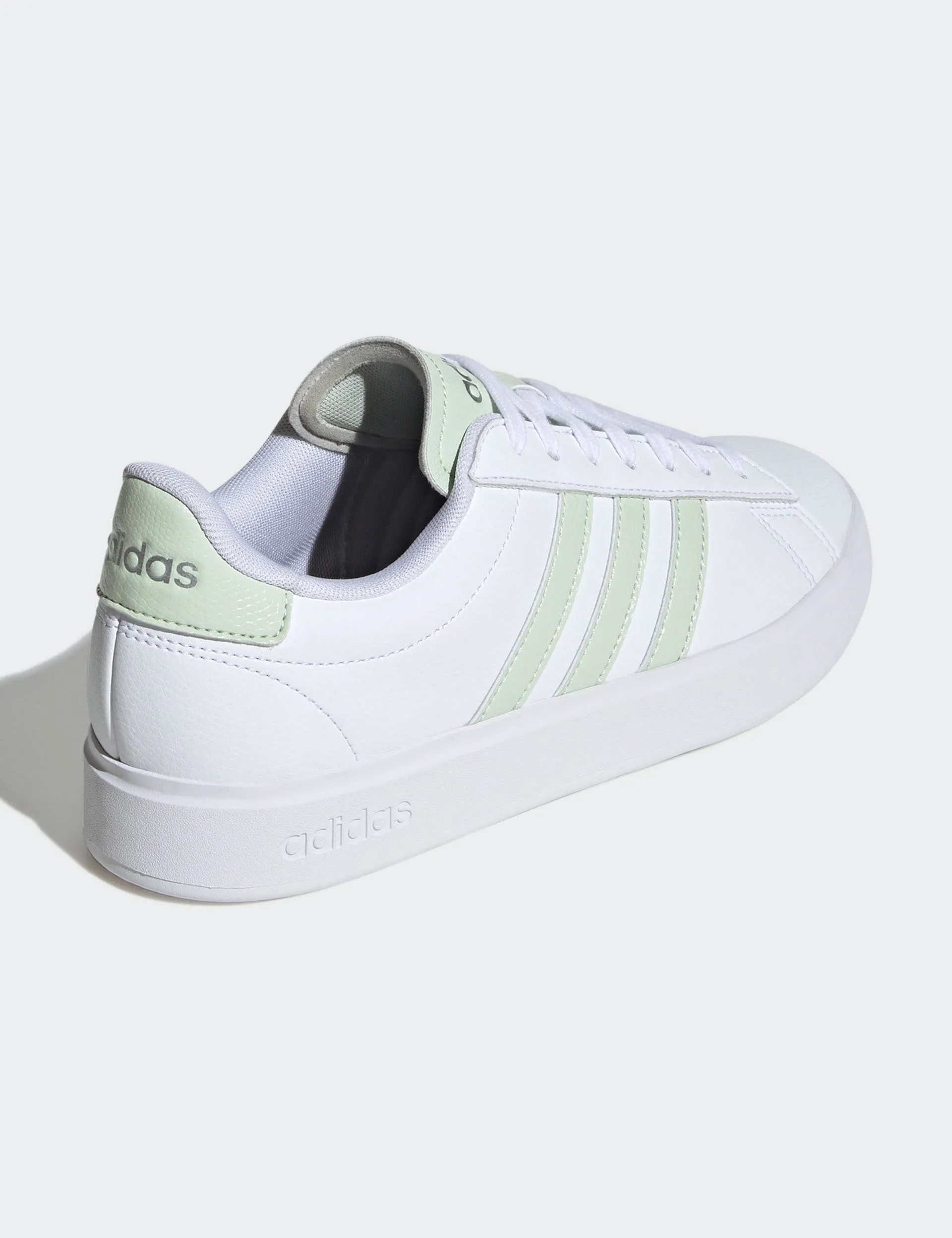 Grand Court 2.0 Schuhe - Wolkenweiß/Leinengrün/Mattes Silber