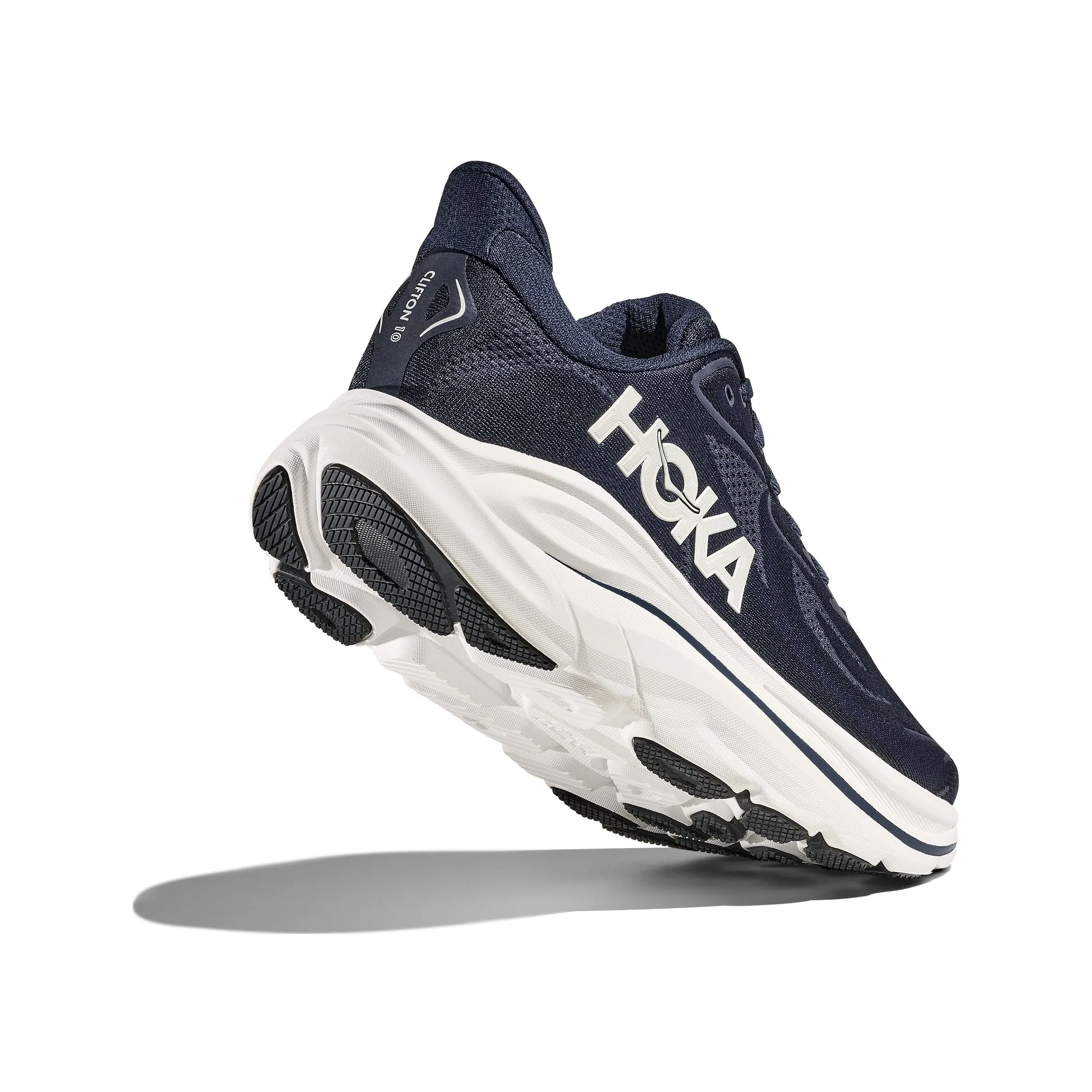 HOKA CLIFTON 10 HERREN IN MITTLERER UND WEITER PASSFORM