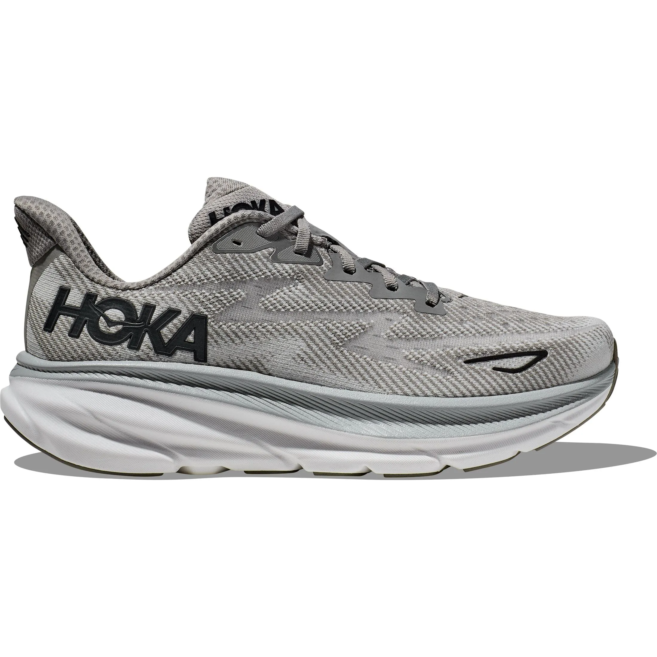 HOKA CLIFTON 9 HERREN IN MITTLERER UND WEITER PASSFORM - ENDVERKAUF!