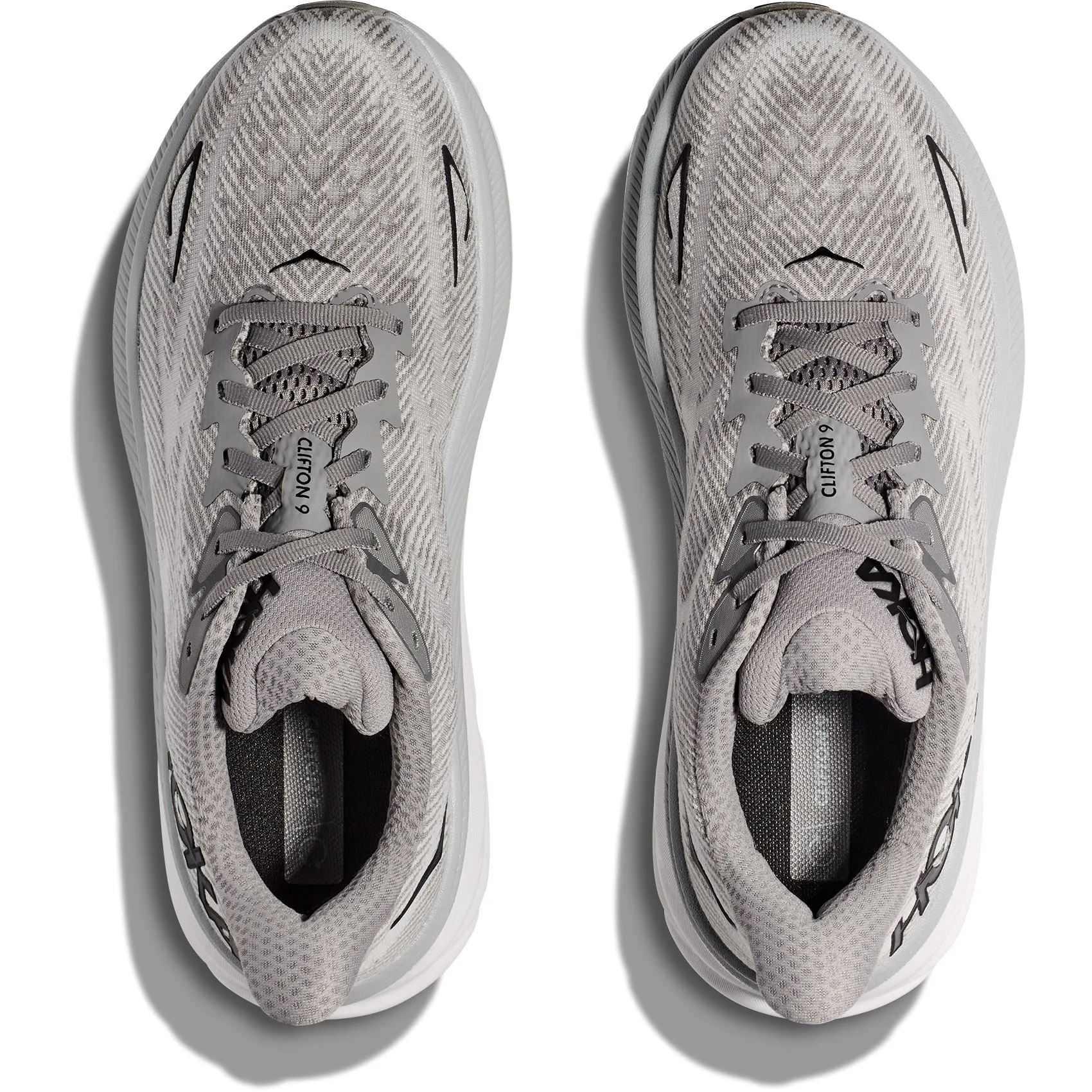 HOKA CLIFTON 9 HERREN IN MITTLERER UND WEITER PASSFORM - ENDVERKAUF!