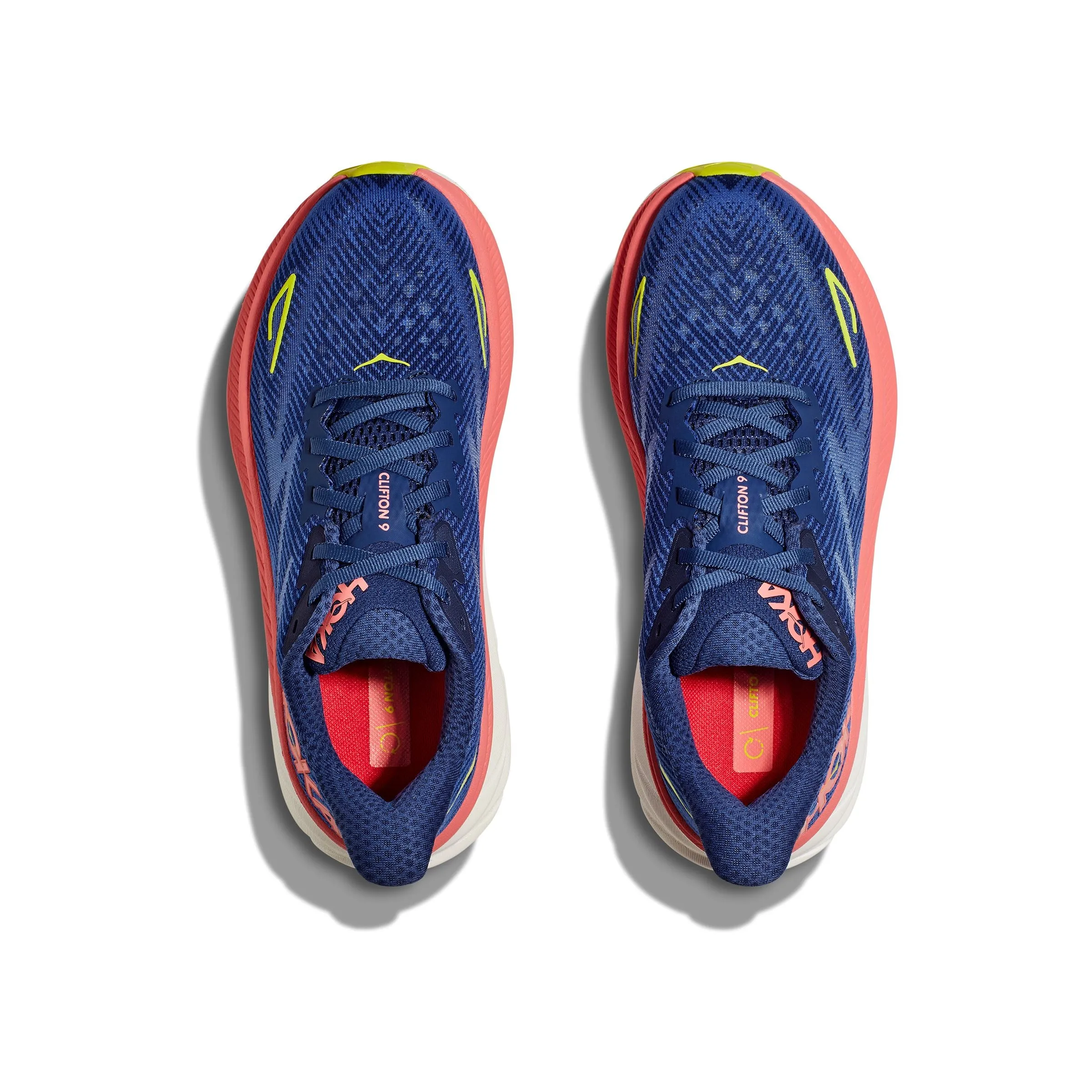 HOKA CLIFTON 9 DAMEN - MITTEL UND WEIT - ENDVERKAUF!