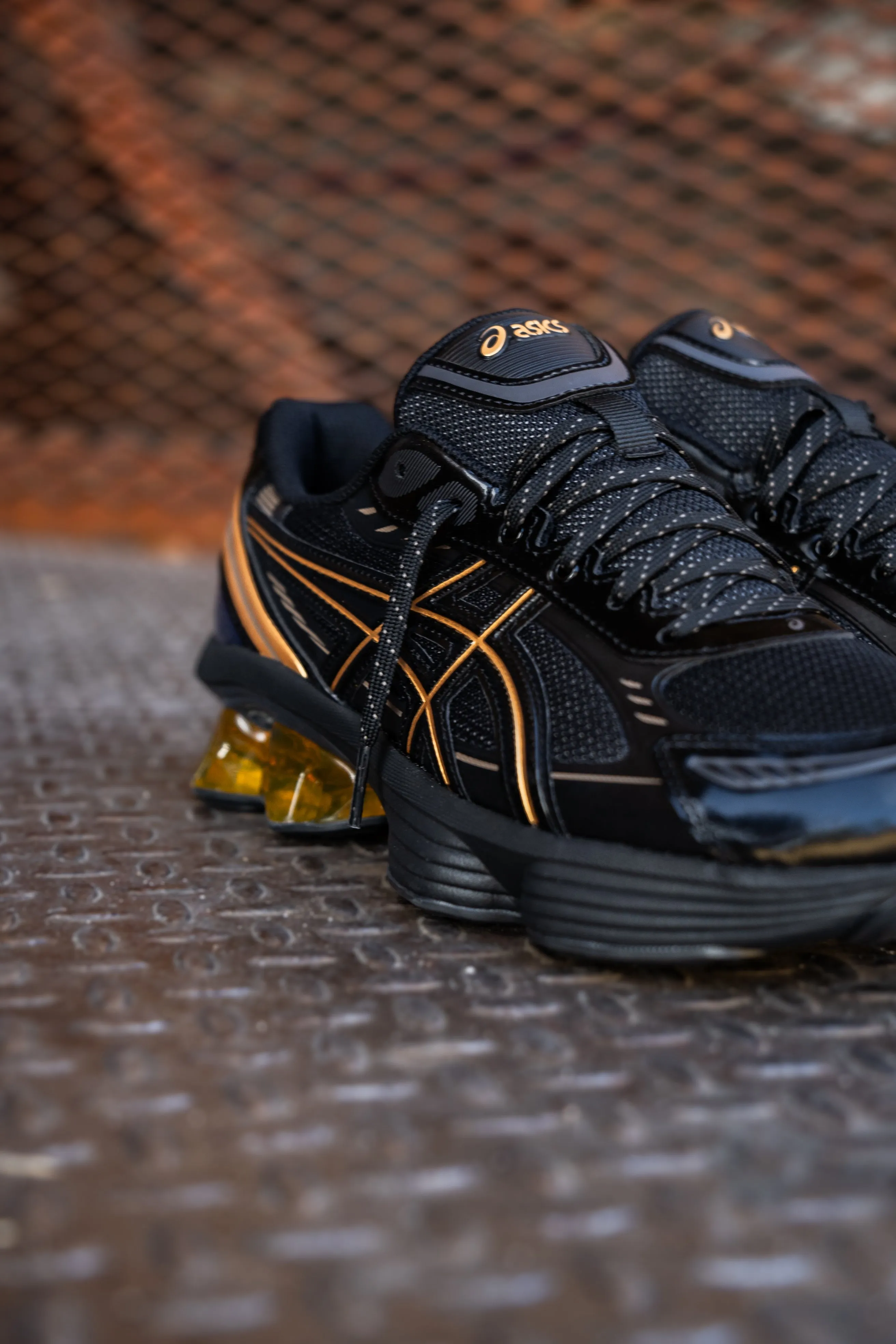 Herren Asics Gel-Kinetic Fluent (Schwarz/Gold) Asics Schuhe