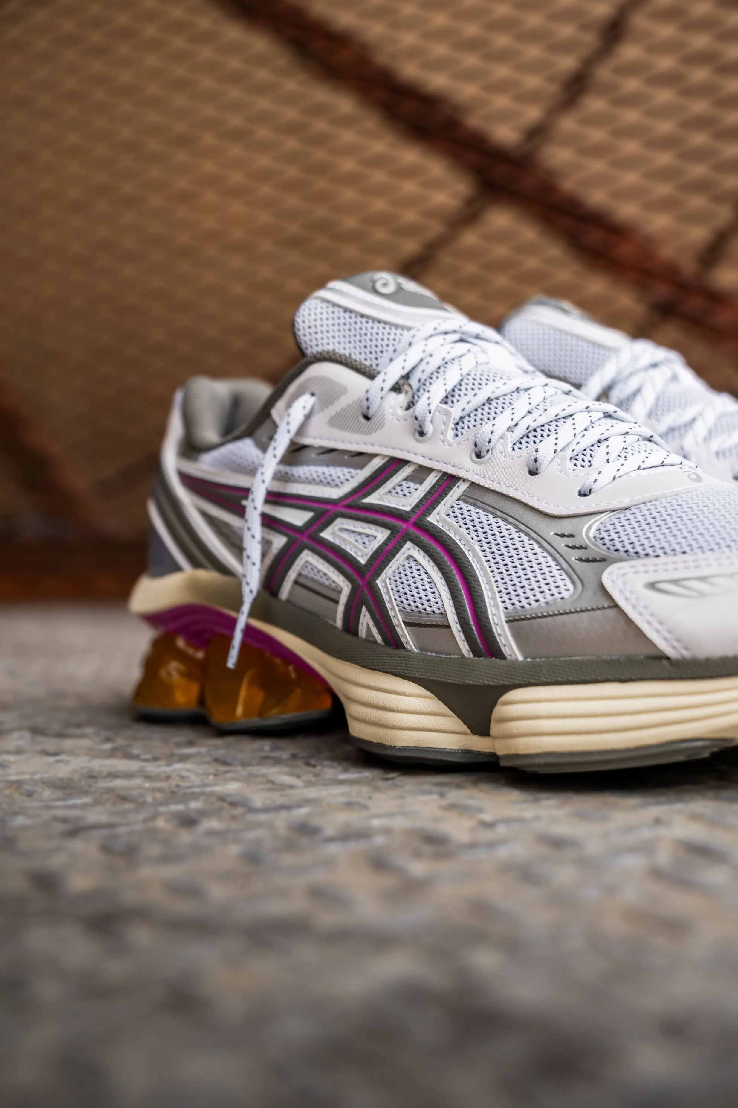 Herren Asics Gel-Kinetic Fluent (Weiß/Trüffelgrau) Asics Schuhe