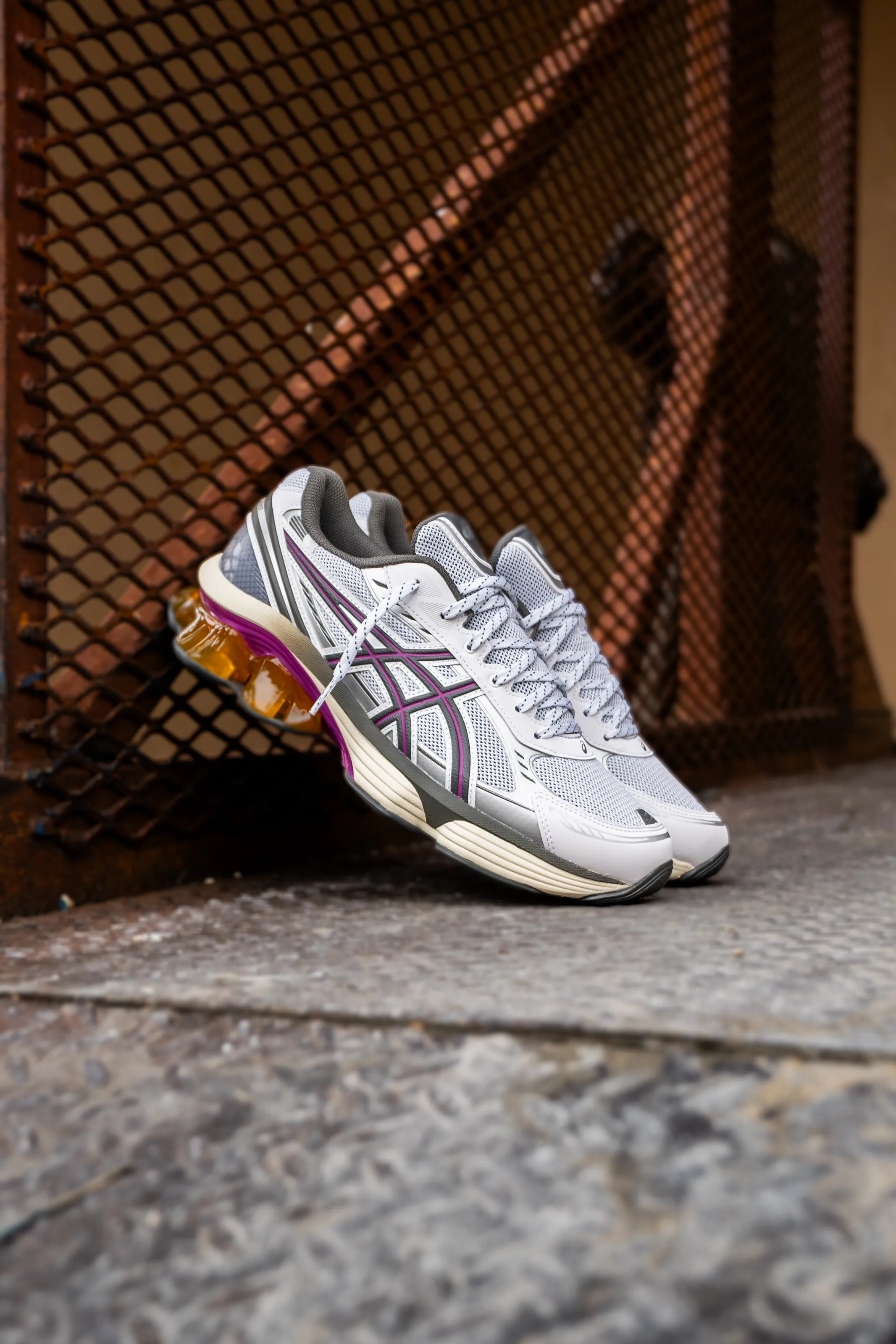 Herren Asics Gel-Kinetic Fluent (Weiß/Trüffelgrau) Asics Schuhe