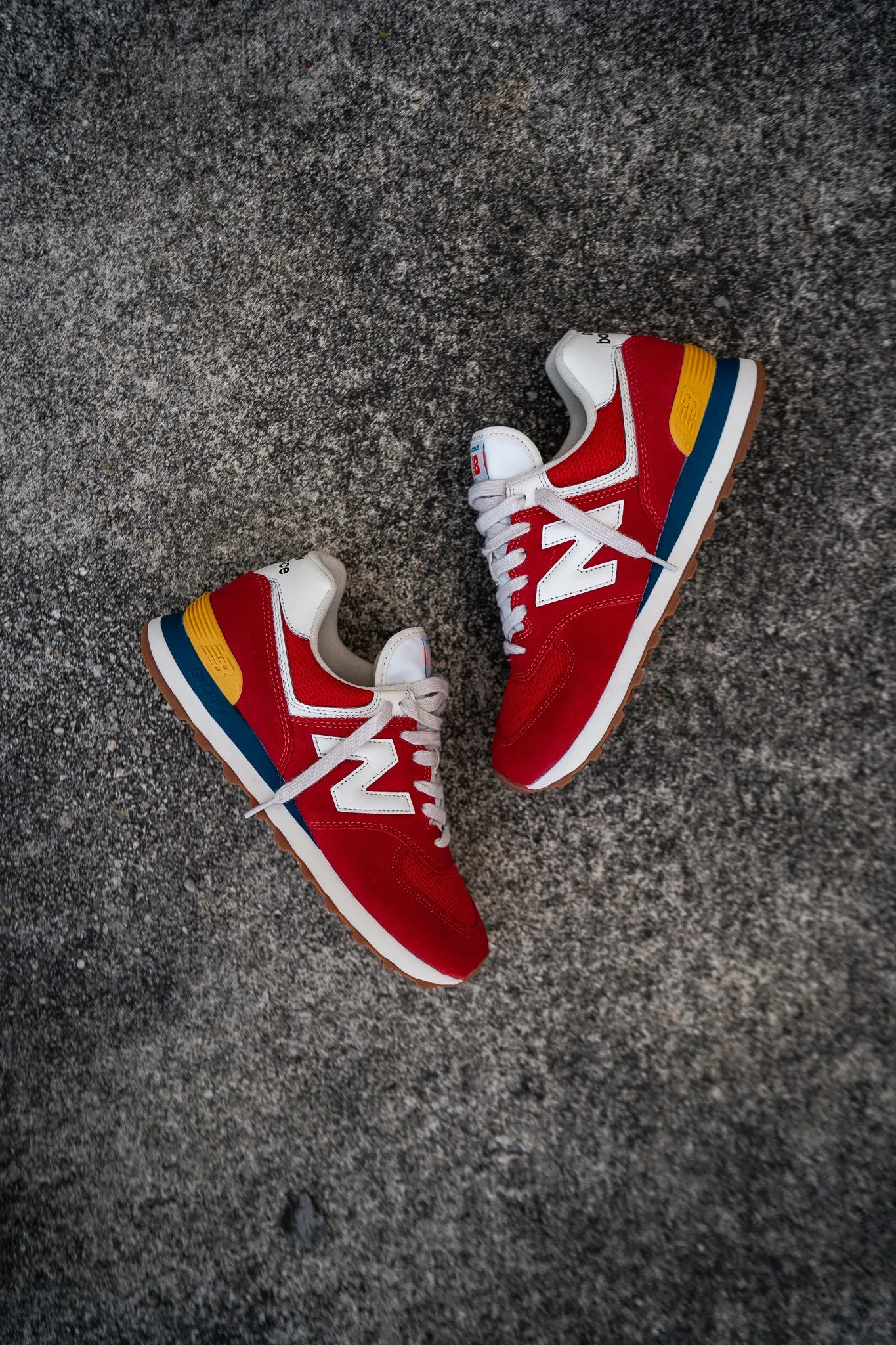 New Balance 574 (Karmesinrot) - ML574HA2