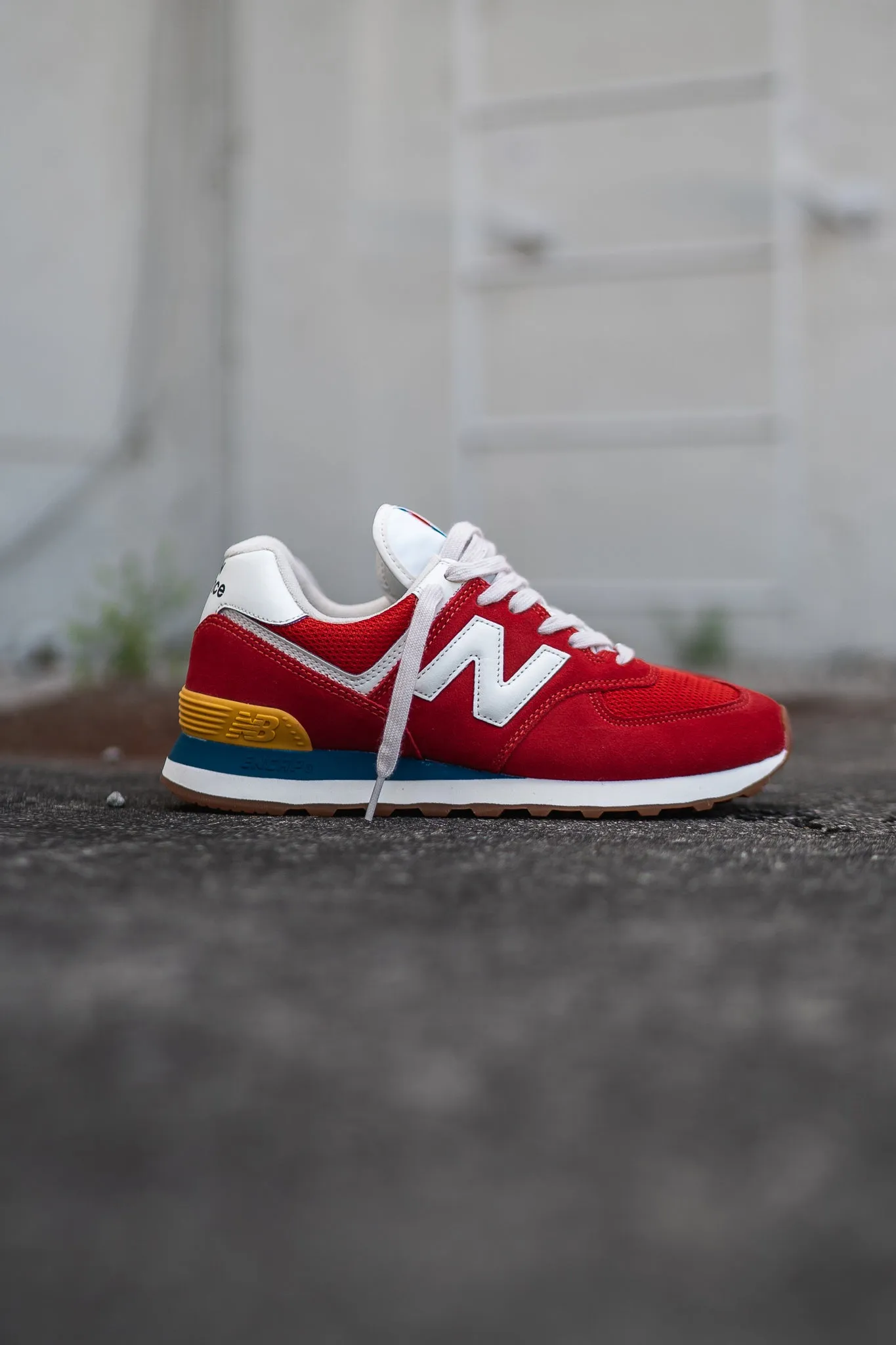 New Balance 574 (Karmesinrot) - ML574HA2
