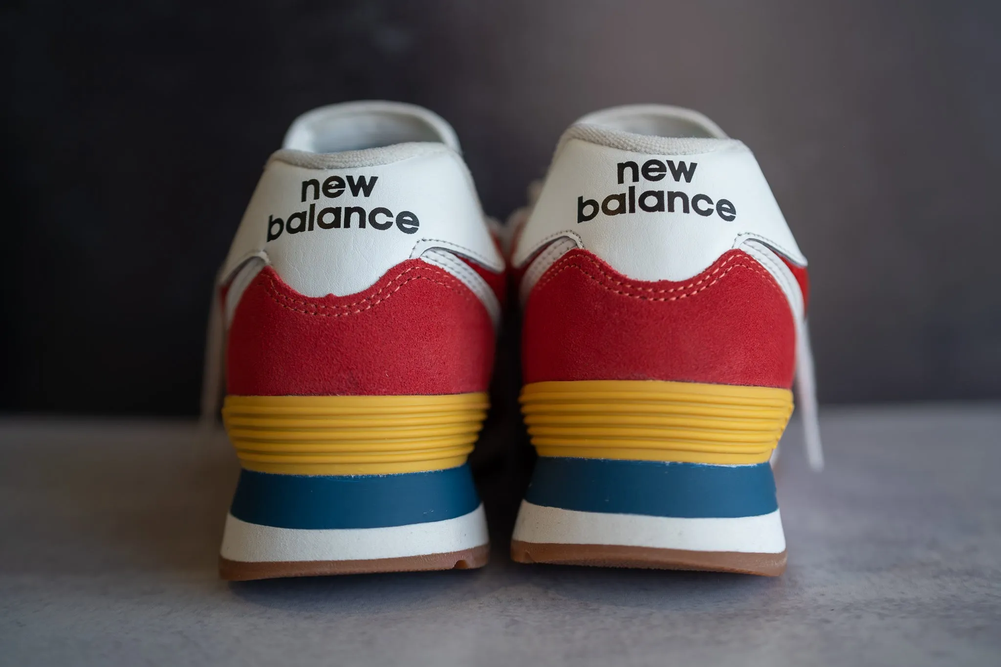 New Balance 574 (Karmesinrot) - ML574HA2