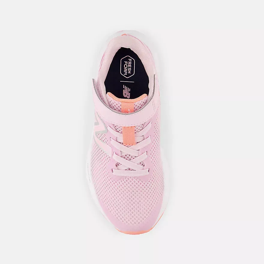 New Balance Light Raspberry Arishi v4 Schnürsenkel-Kindersneaker