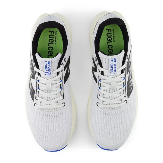 NEW BALANCE HERREN FUELCELL PROPEL V5 GRAU/WEIß SCHUHE (WEITE D) Schuhe_Herren-New-Balance
