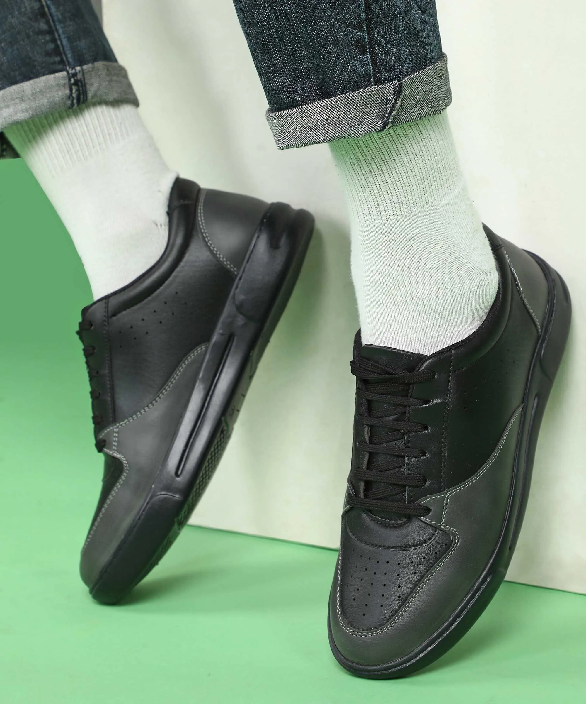 Paragon K1011G Herren Freizeitschuhe | Stilvolle Outdoor-Wanderschuhe | Für den täglichen Gebrauch & besondere Anlässe | Schick & modisch | Bequeme gepolsterte Sohlen