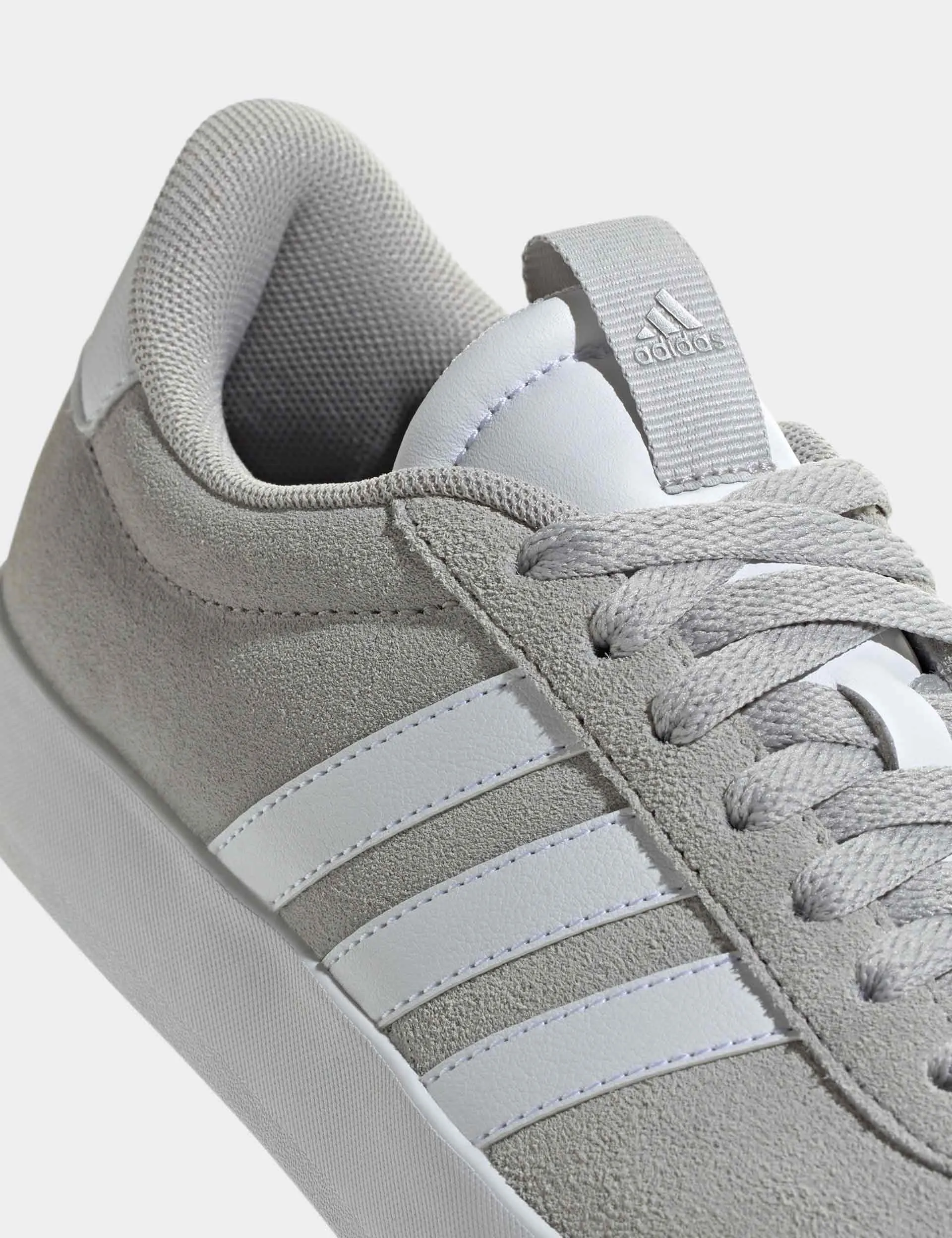 VL Court 3.0 Schuhe - Grau Zwei/Wolkenweiß/Silber Metallic
