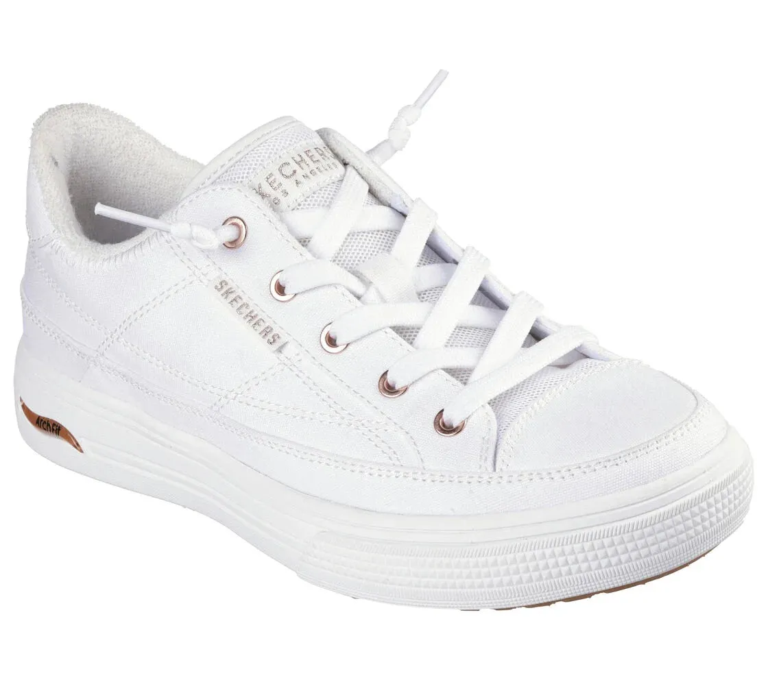 Women's Arch Fit Arcade - Triff uns dort