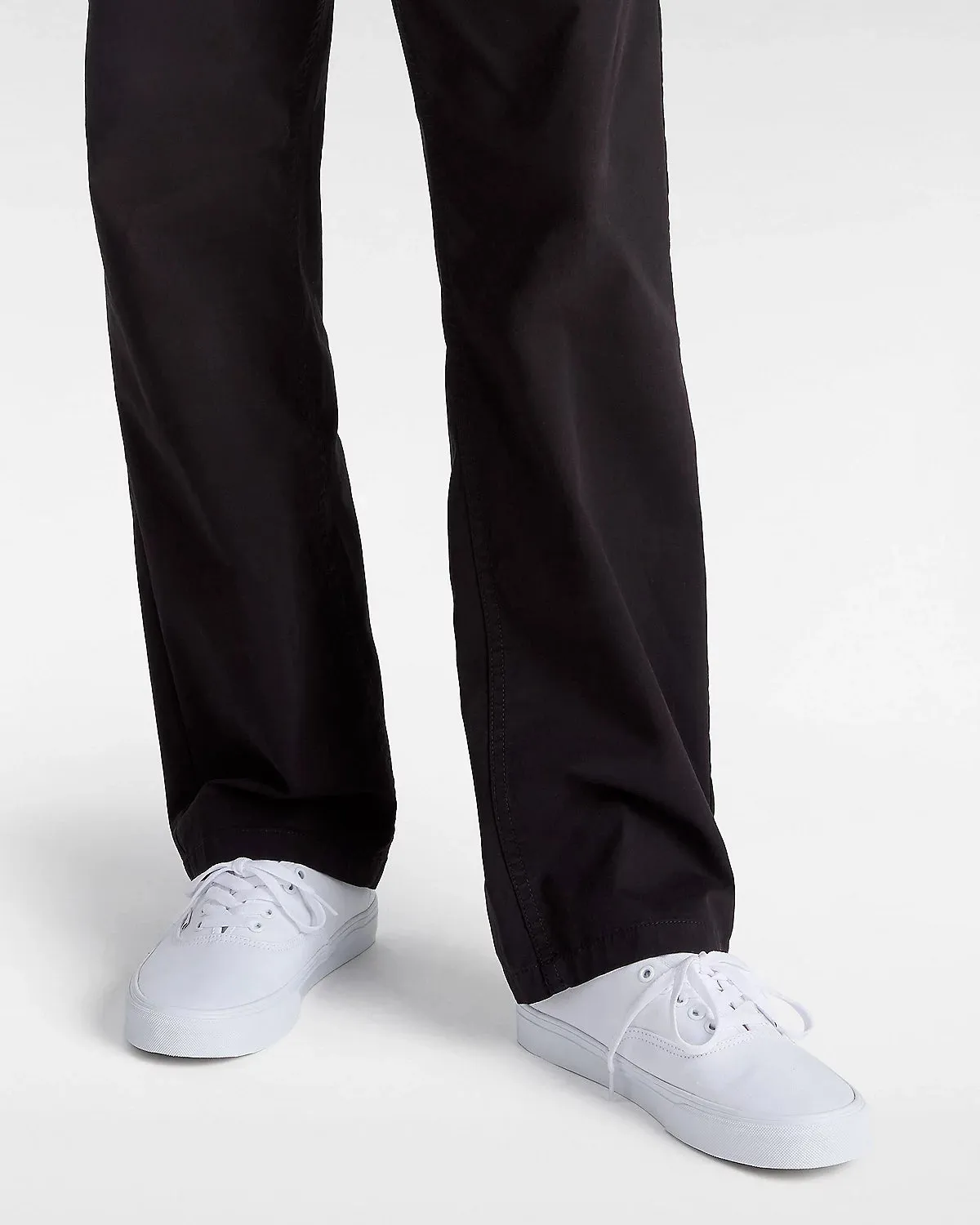 Authentische Damenschuhe in Reinweiß